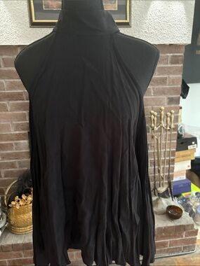 Elan Black Long-Sleeve High-Neck Top